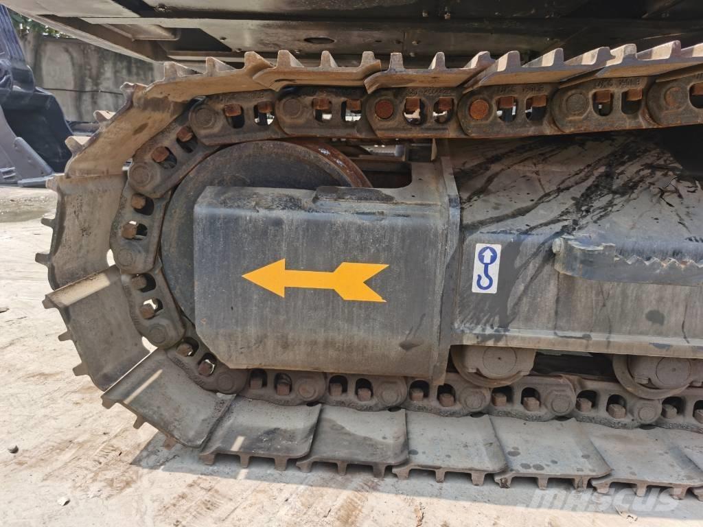 Volvo EC 220 大型油圧ショベル12t以上（パワーショベル・ユンボ）