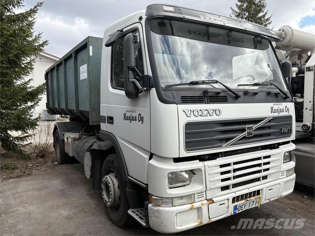 Volvo FM7 ケーブルリフト着脱式トラック
