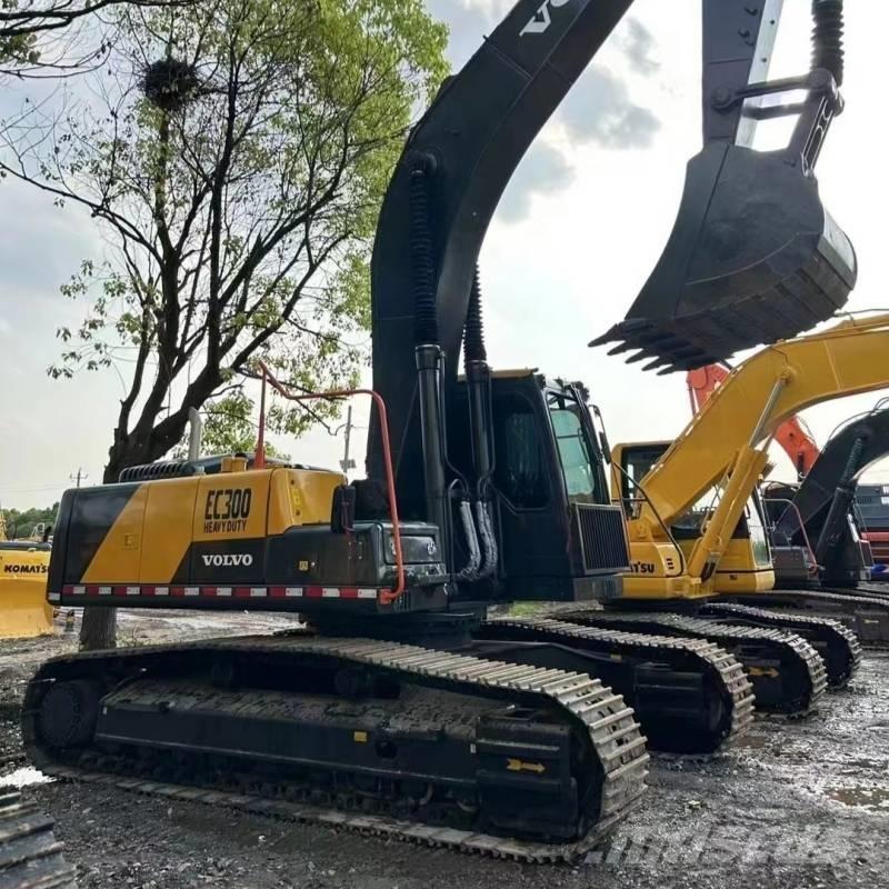 Volvo EC 300 大型油圧ショベル12t以上（パワーショベル・ユンボ）