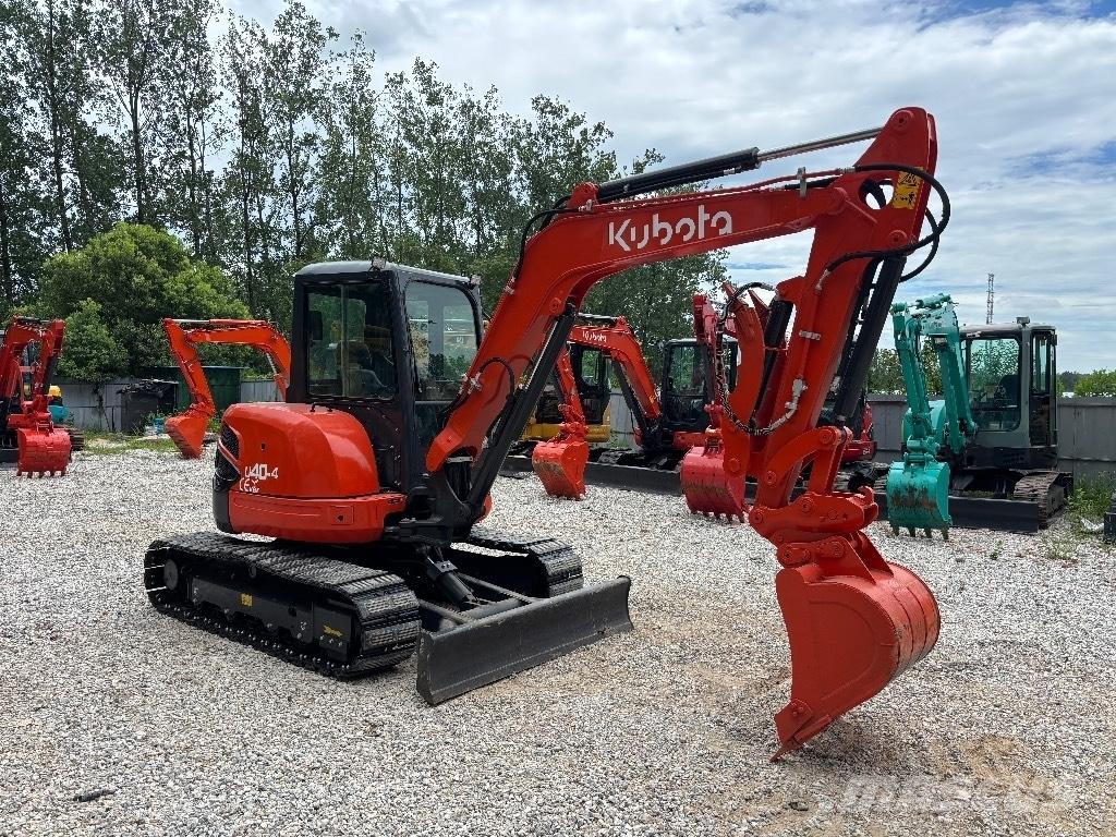 Kubota U40 ミニ油圧ショベル 7t以下（ミニユンボ・ミニディガー）