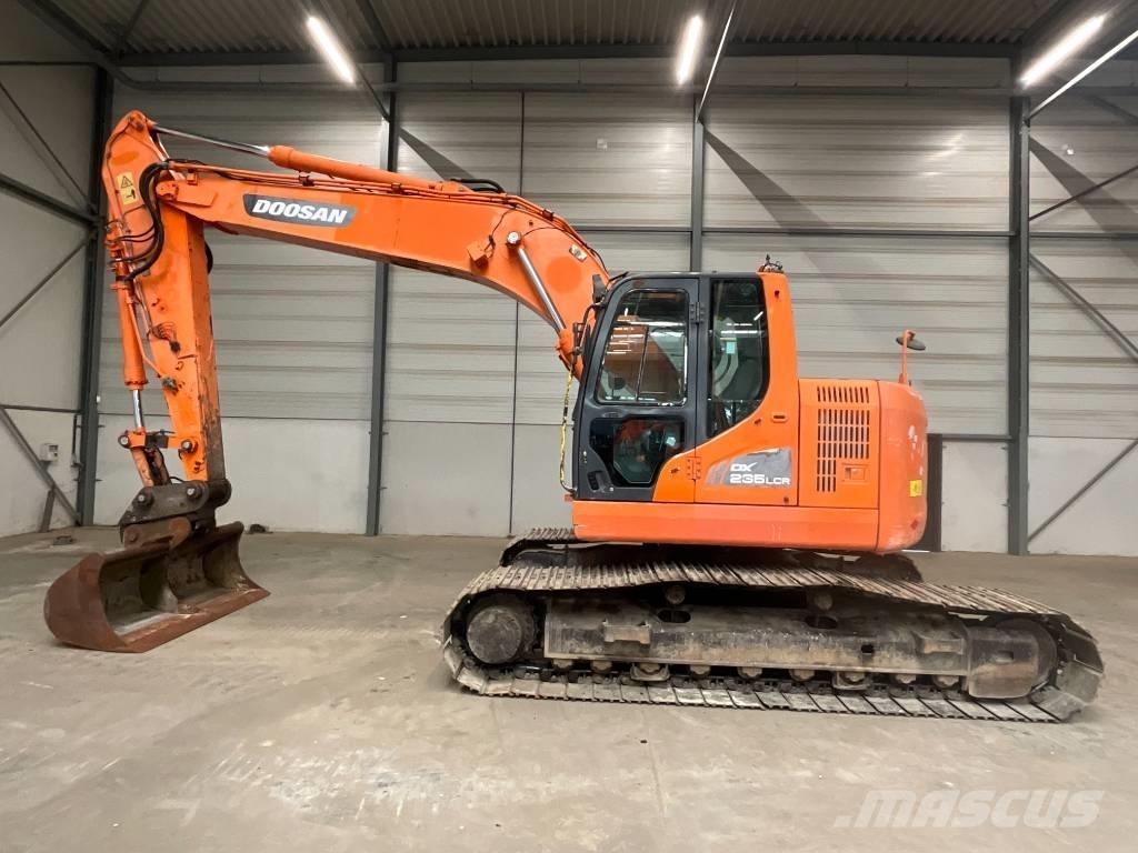 Doosan DX 235 LCR 大型油圧ショベル12t以上（パワーショベル・ユンボ）