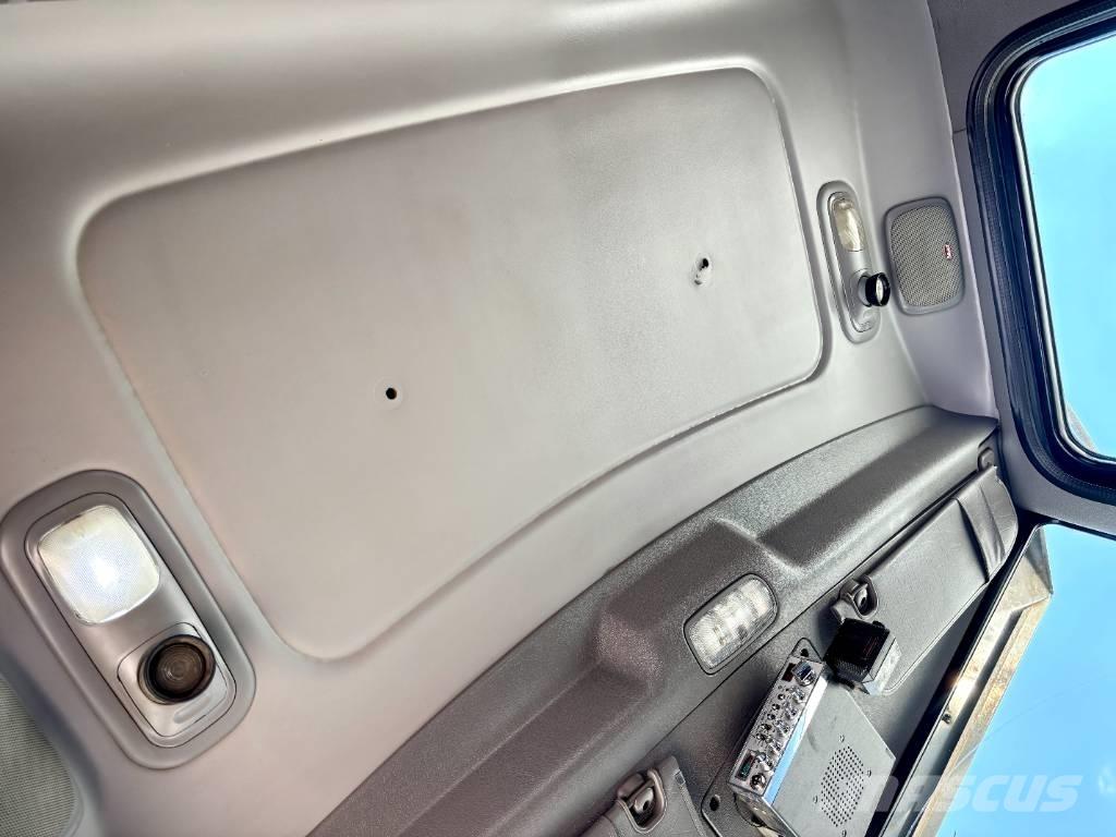 Peterbilt 357 中古トラクターヘッド | トレーラーヘッド