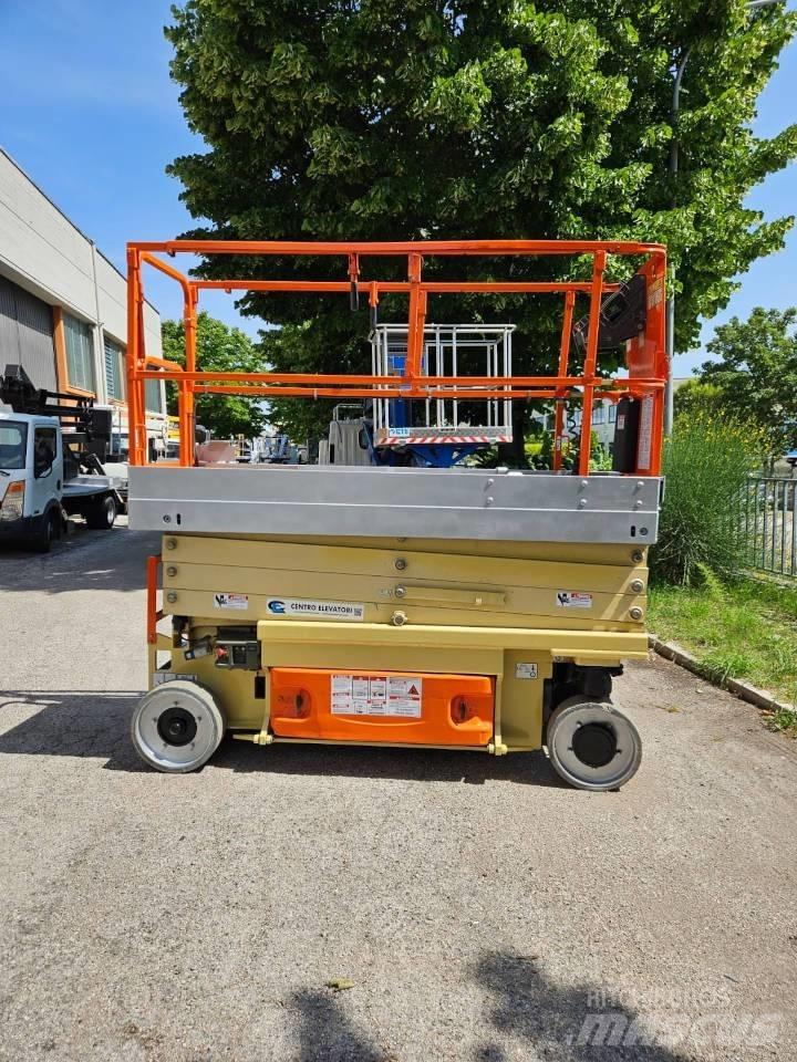 JLG 2630 ES シザースリフト