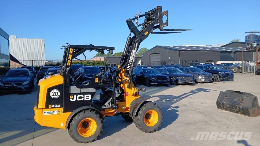 JCB 403 SP 自走式スタッカー