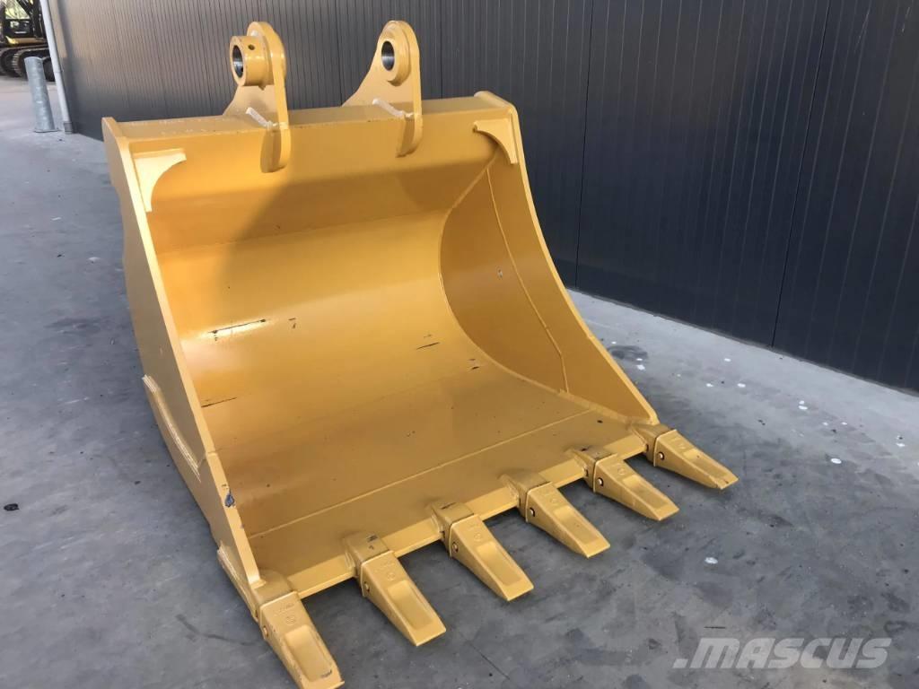 Volvo EC240 バケット
