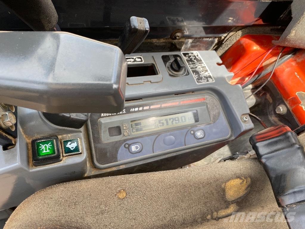 Kubota Kx71 ミニ油圧ショベル 7t以下（ミニユンボ・ミニディガー）