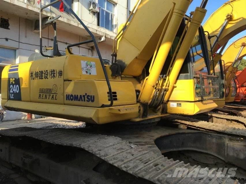 Komatsu PC 240-7 大型油圧ショベル12t以上（パワーショベル・ユンボ）