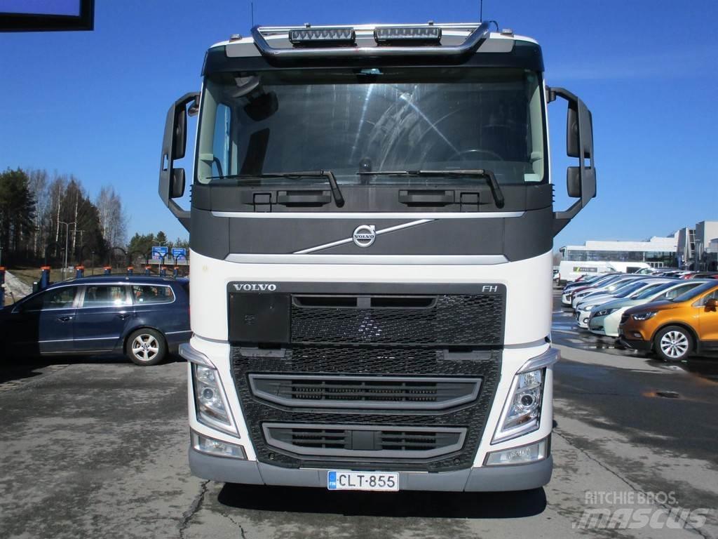 Volvo FH キャブ付きシャーシ