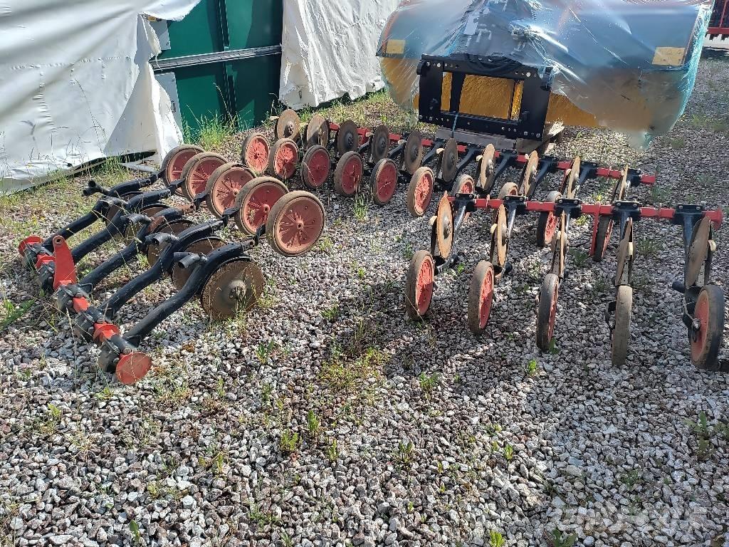 Horsch Focus 6 TD ドリル