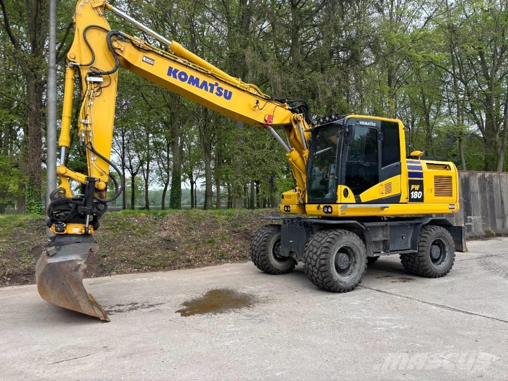 Komatsu PW180-11 ホイール式油圧ショベル（パワーショベル・ユンボ・バックホー）