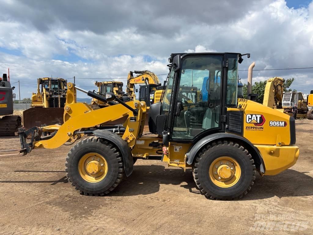CAT 906 M ホイールローダー・タイヤショベル