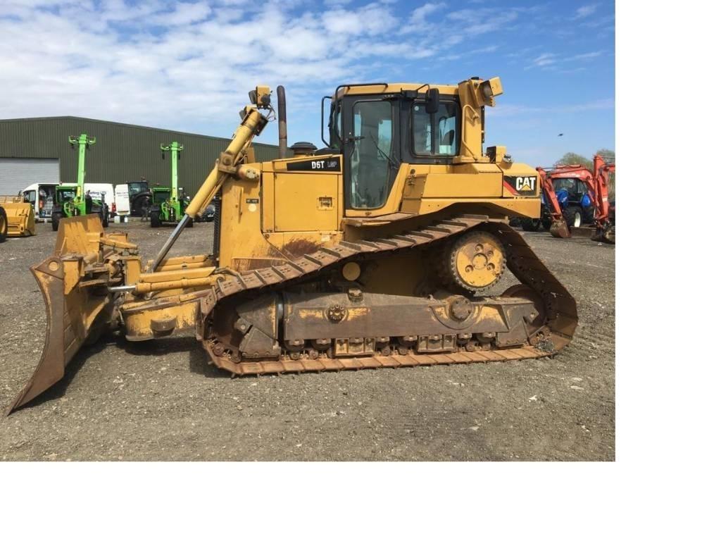 CAT D 6 T LGP V PAT ブルドーザー