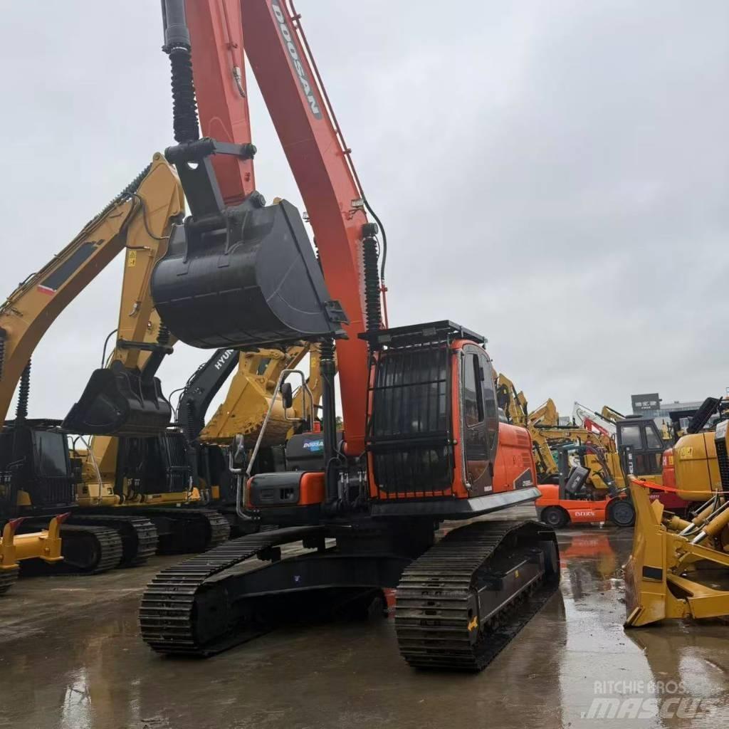 Doosan DX225LC-9C 中型油圧ショベル 7ｔ-12ｔ（ユンボ・パワーショベル・バックホー）