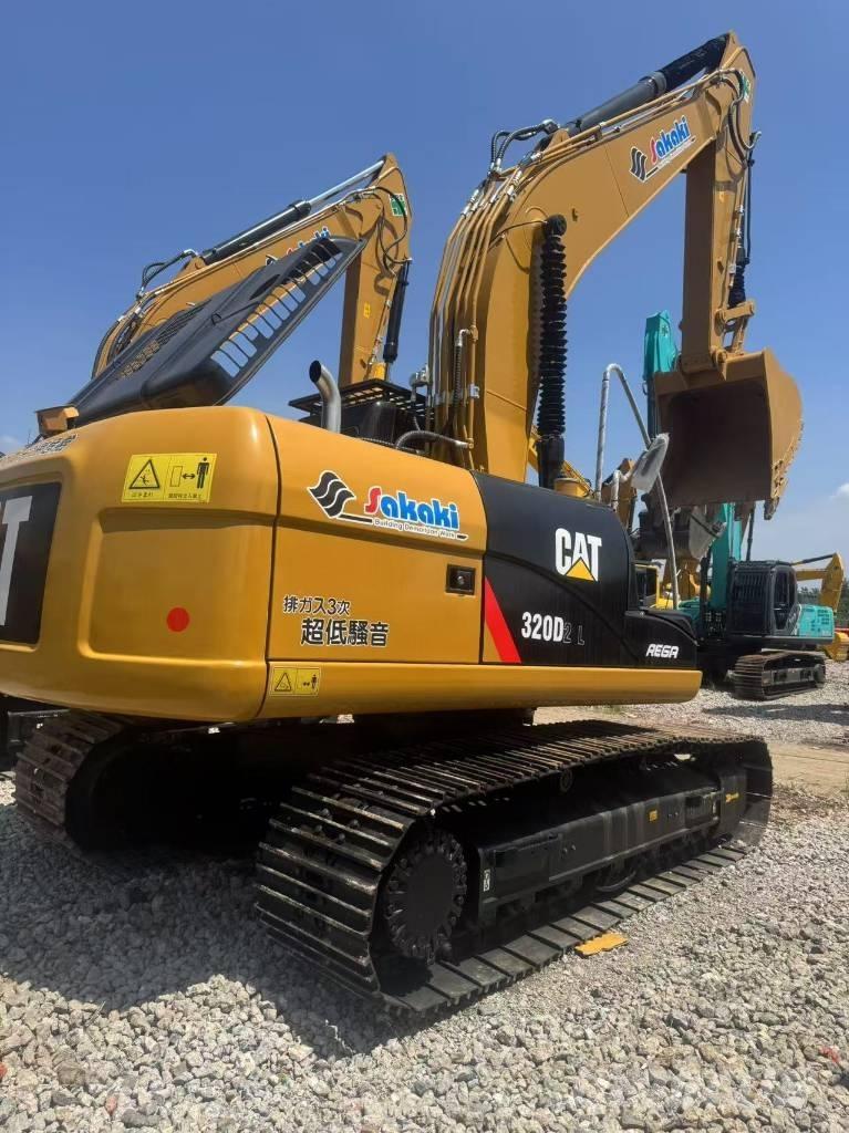 CAT 320D2 大型油圧ショベル12t以上（パワーショベル・ユンボ）