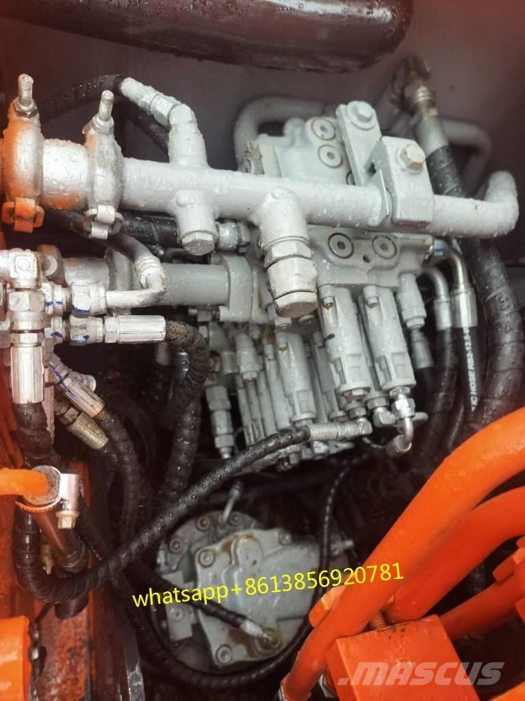 Hitachi ZX 70 ミニ油圧ショベル 7t以下（ミニユンボ・ミニディガー）