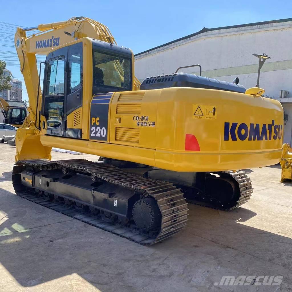 Komatsu PC 220 大型油圧ショベル12t以上（パワーショベル・ユンボ）