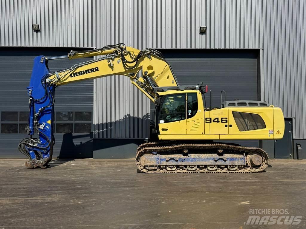 Liebherr R946 特殊油圧ショベル
