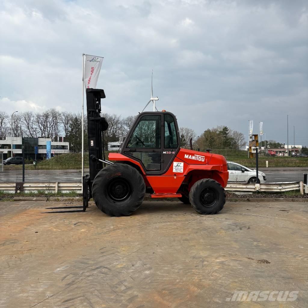 Manitou M 30.4 ラフターテレントラック