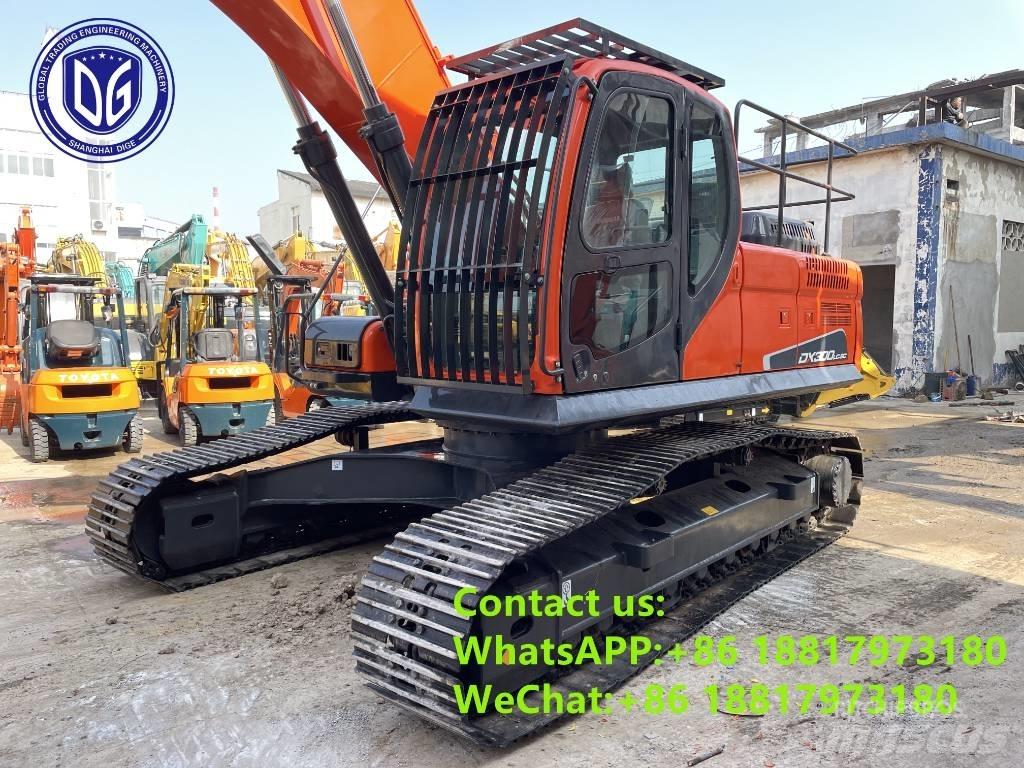Doosan DX 300 LC 大型油圧ショベル12t以上（パワーショベル・ユンボ）