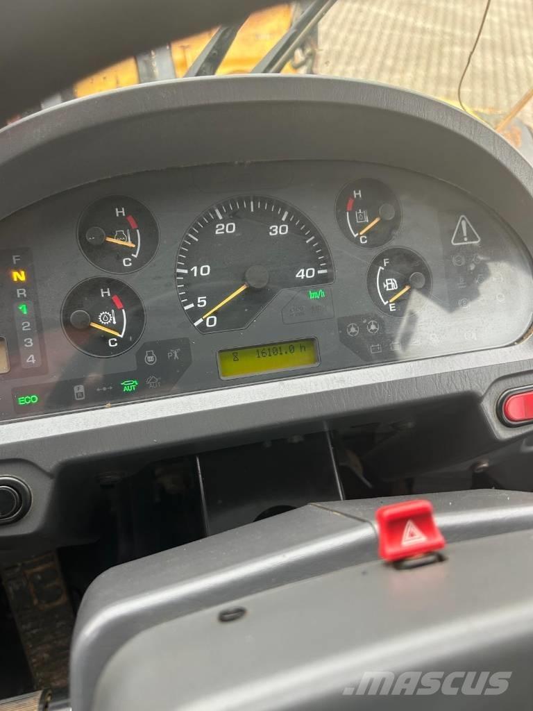 Komatsu WA 470-6 ホイールローダー・タイヤショベル