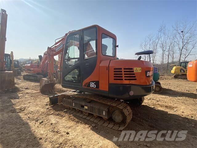Doosan DX80 中型油圧ショベル 7ｔ-12ｔ（ユンボ・パワーショベル・バックホー）