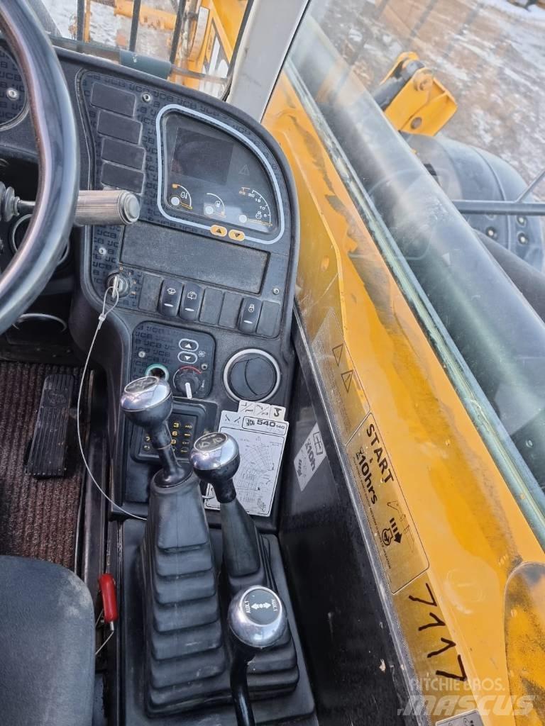 JCB 540-140 Hi-Viz テレスコーピックハンドラー