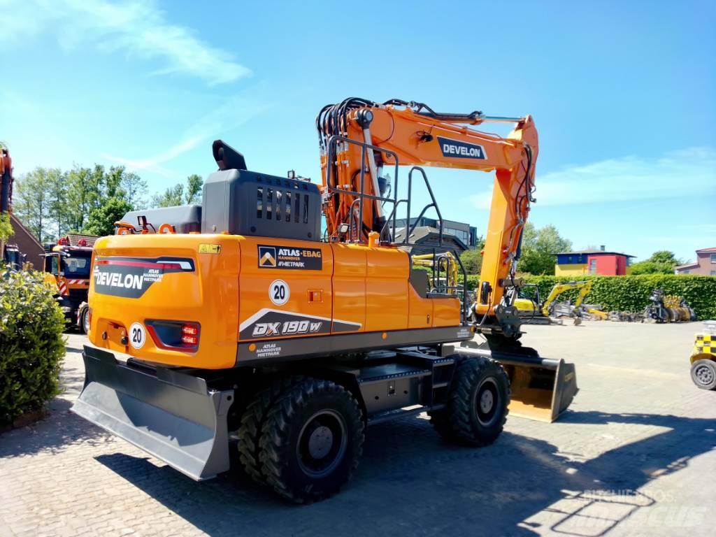 Doosan DX190W-7 ホイール式油圧ショベル（パワーショベル・ユンボ・バックホー）