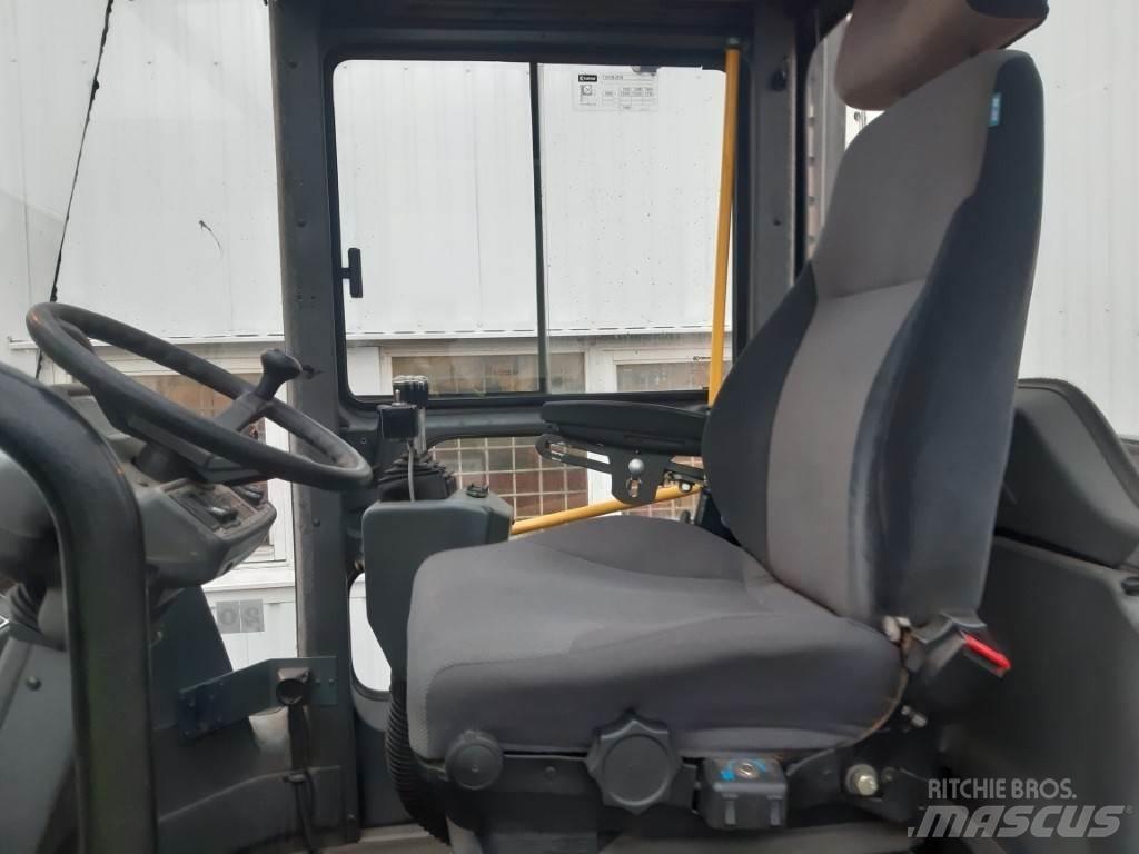 Kalmar DCE150-12 ディーゼル・軽油