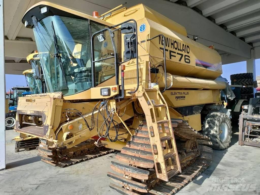 New Holland TF 76 コンバイン