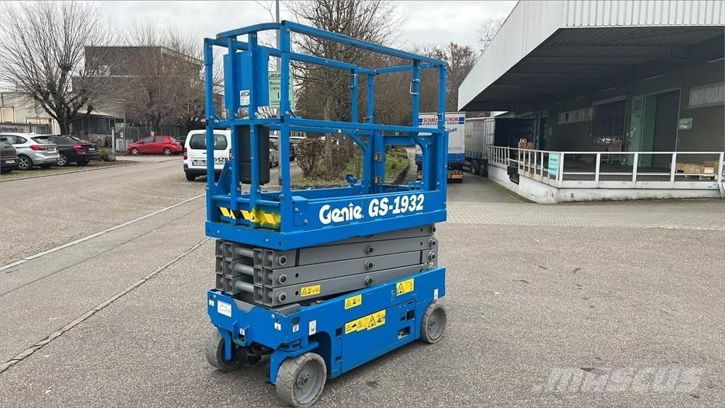 Genie GS-1932 シザースリフト