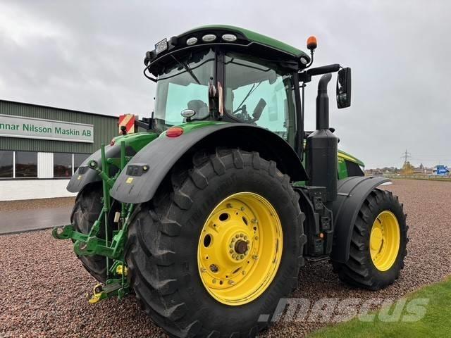 John Deere 7310 R トラクター