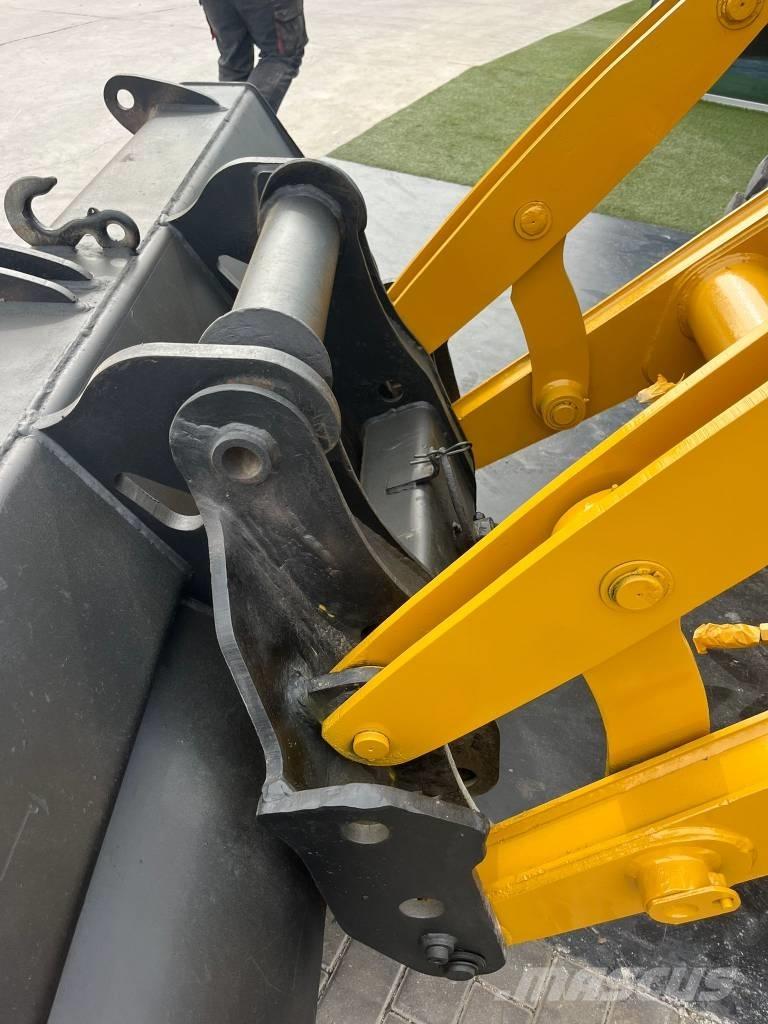 CAT 432 E バックホーローダー