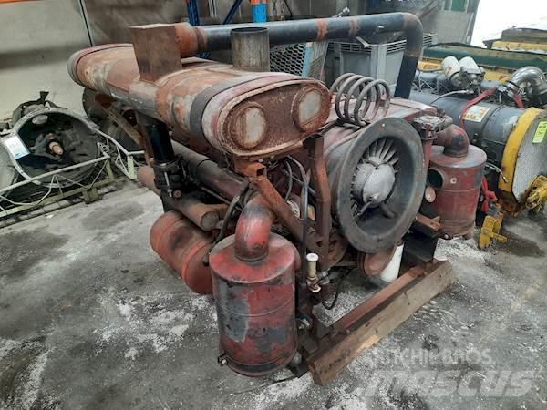 Deutz F8L413 エンジン