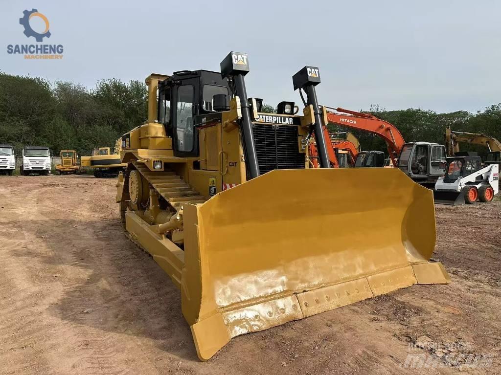 CAT D 8 R ブルドーザー