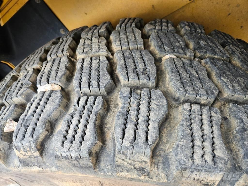 CAT 930 K ホイールローダー・タイヤショベル
