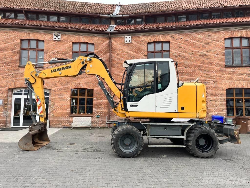 Liebherr A 910 Comp ホイール式油圧ショベル（パワーショベル・ユンボ・バックホー）