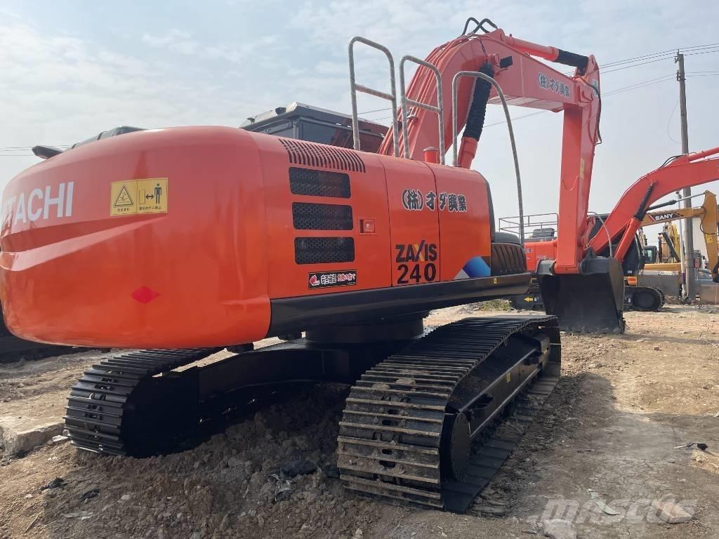 Hitachi ZX 240 大型油圧ショベル12t以上（パワーショベル・ユンボ）