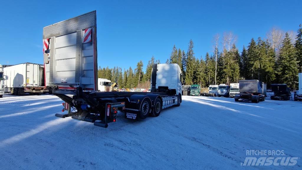 Volvo FH500 6x2*4 コンテナ、海コン車