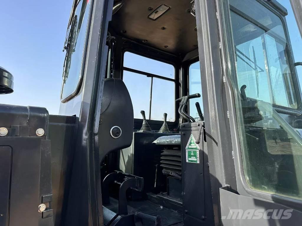 Shantui SD22 ブルドーザー