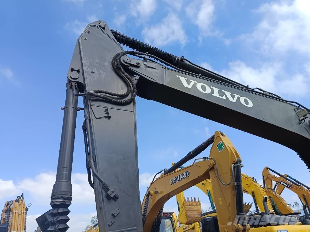 Volvo EC 210 B 大型油圧ショベル12t以上（パワーショベル・ユンボ）