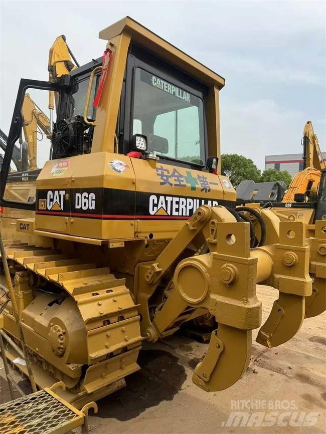 CAT D 6 G ブルドーザー
