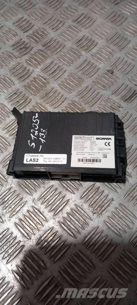 Scania R 440.    1847369 電子機器