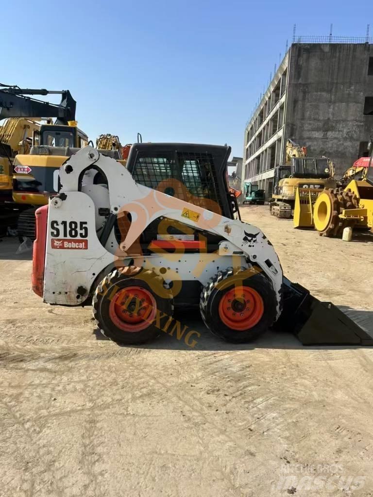 Bobcat S185 スキッドステアローダー