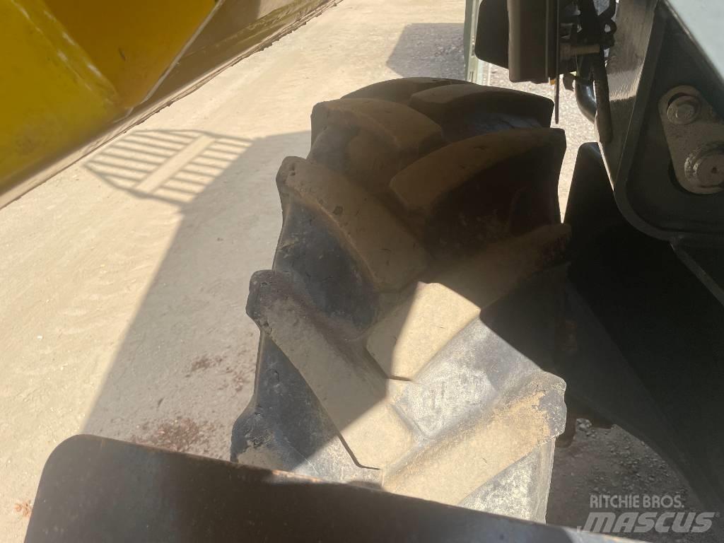Wacker Neuson DV 60 サイト　ダンプ