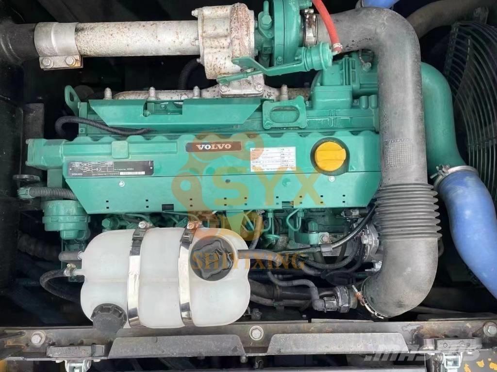 Volvo EC 210 D 大型油圧ショベル12t以上（パワーショベル・ユンボ）