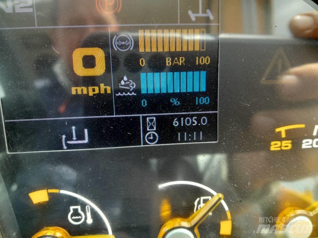 JCB 560-80 WM テレスコピックホイールローダー