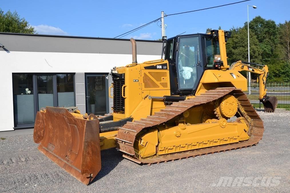 CAT D6N LGP ブルドーザー