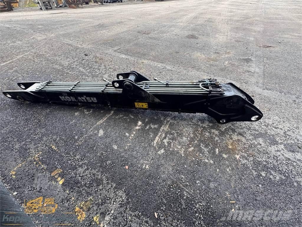 Komatsu 130F フォワーダクレーン