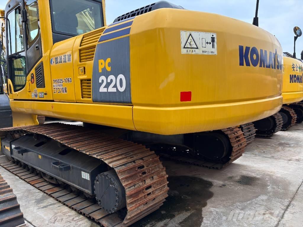 Komatsu PC 220-7 大型油圧ショベル12t以上（パワーショベル・ユンボ）