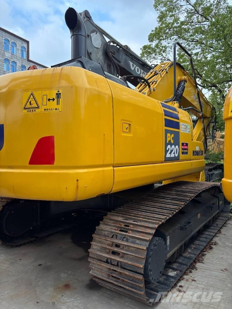Komatsu PC 220-7 大型油圧ショベル12t以上（パワーショベル・ユンボ）